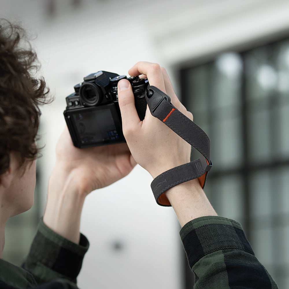 Camera Wrist Straps Wrist Strap：
A Secure Grip, A Comfy Fit