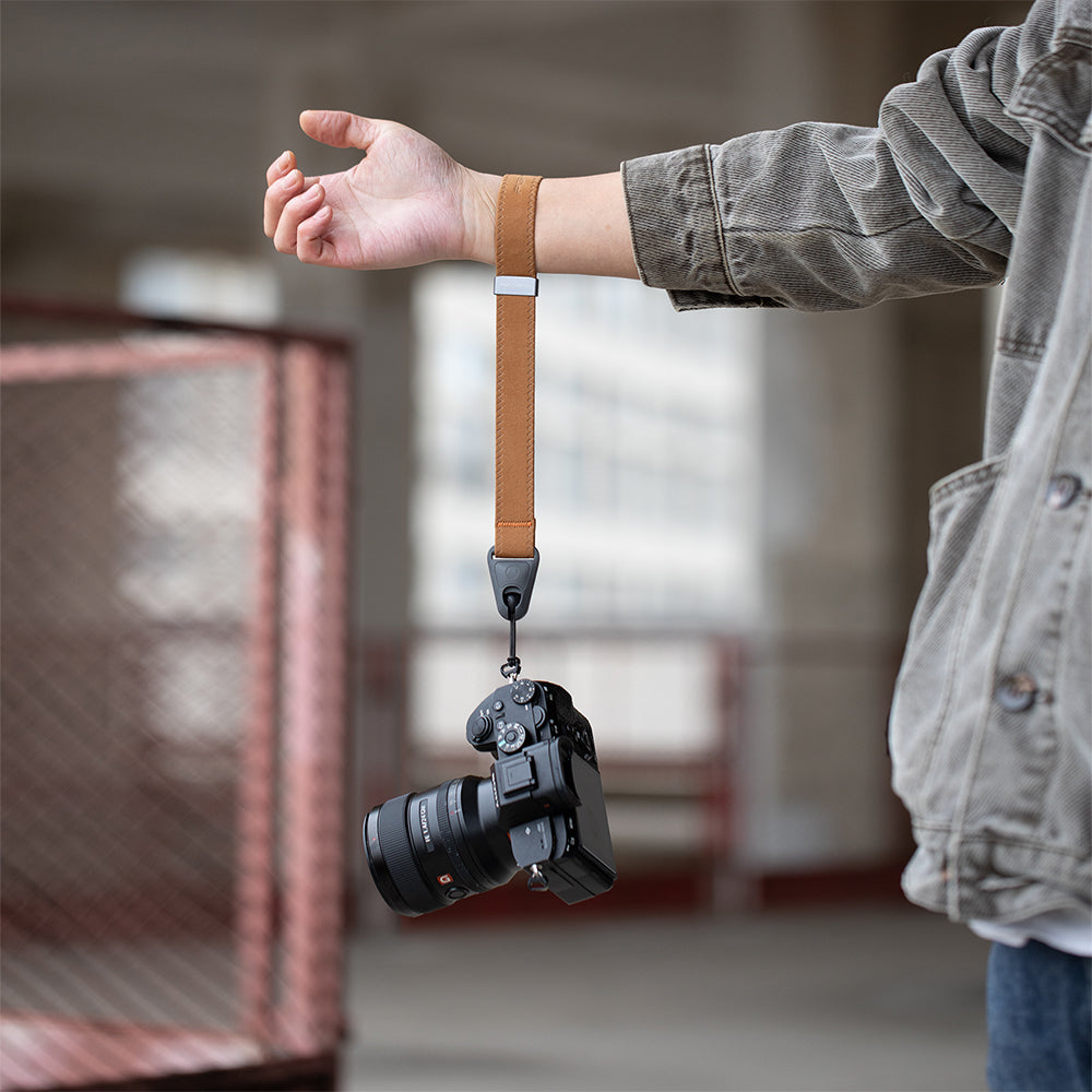 Camera Wrist Straps: Anti-drop design safeguards camera safely