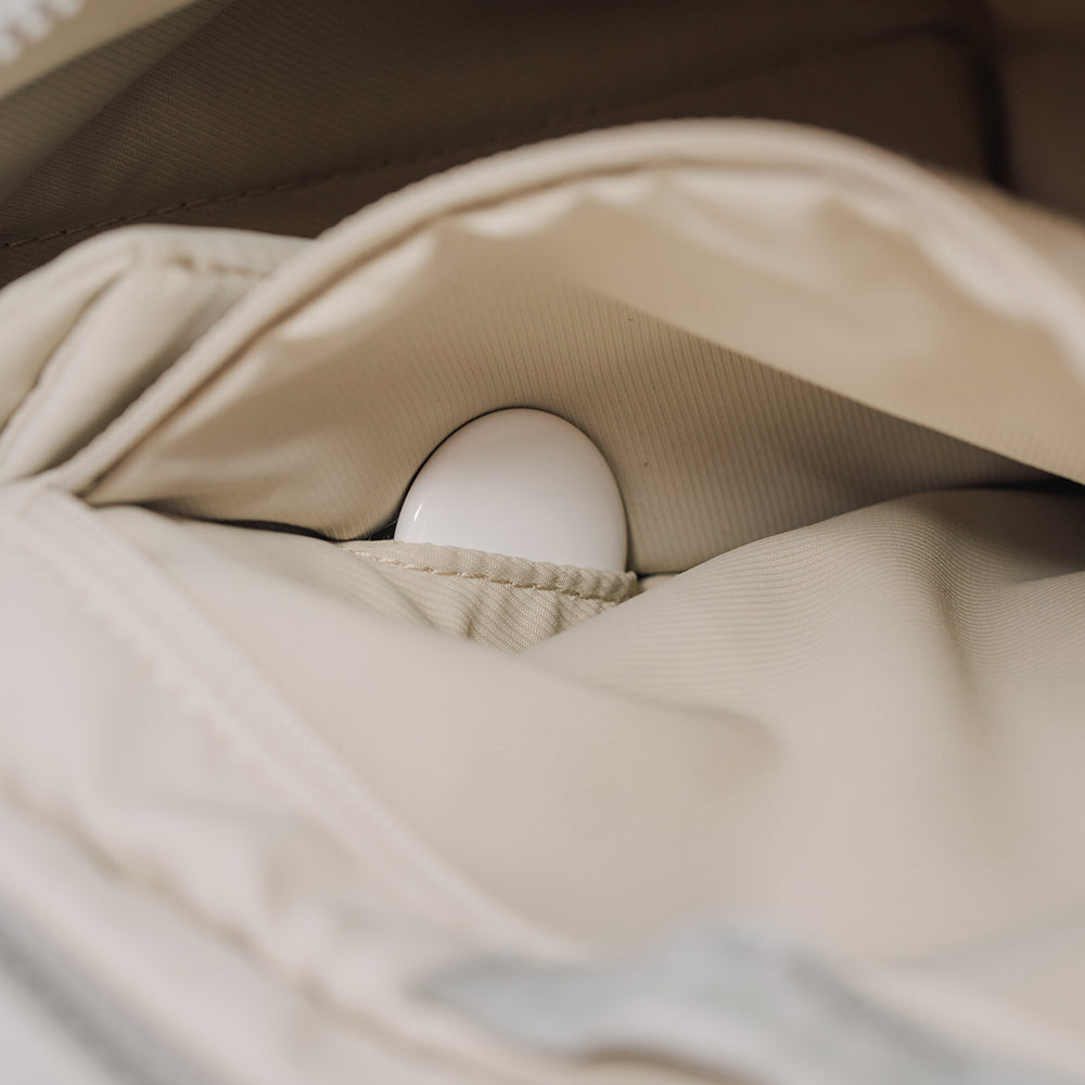 The airtag pocket of the OneGo Rope Strap