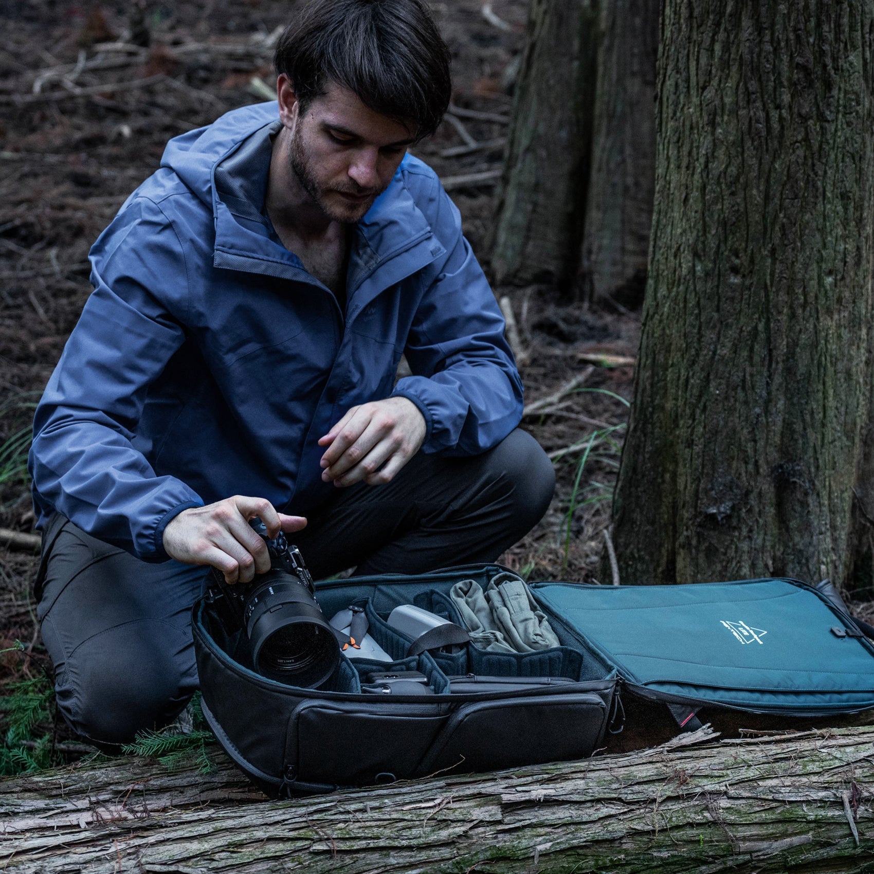 Carry and protect your gear with OneMo Lite Backpack 22L
