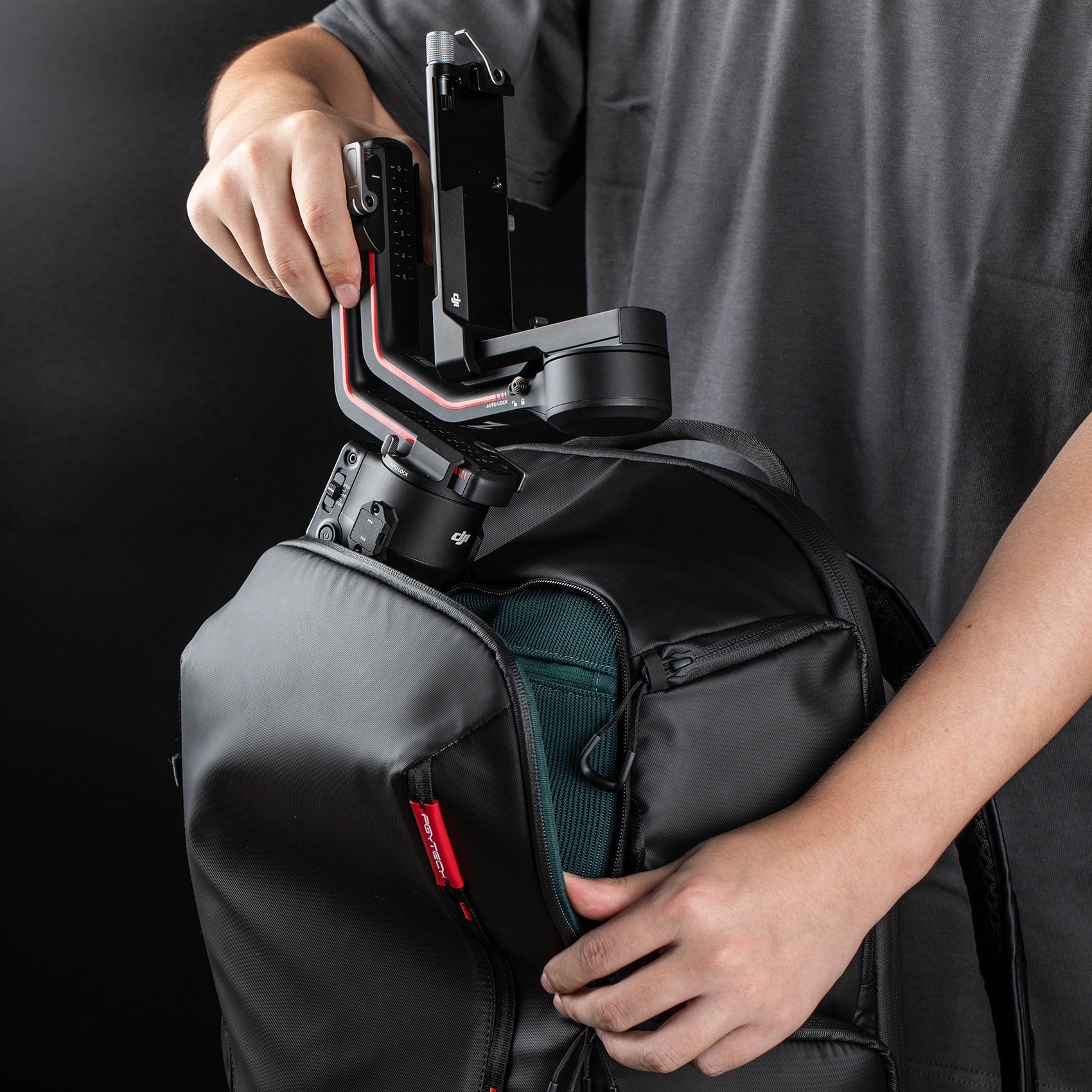 The OneMo Lite Backpack 22L offers effortless packing and instant camera access for on-the-go creators.