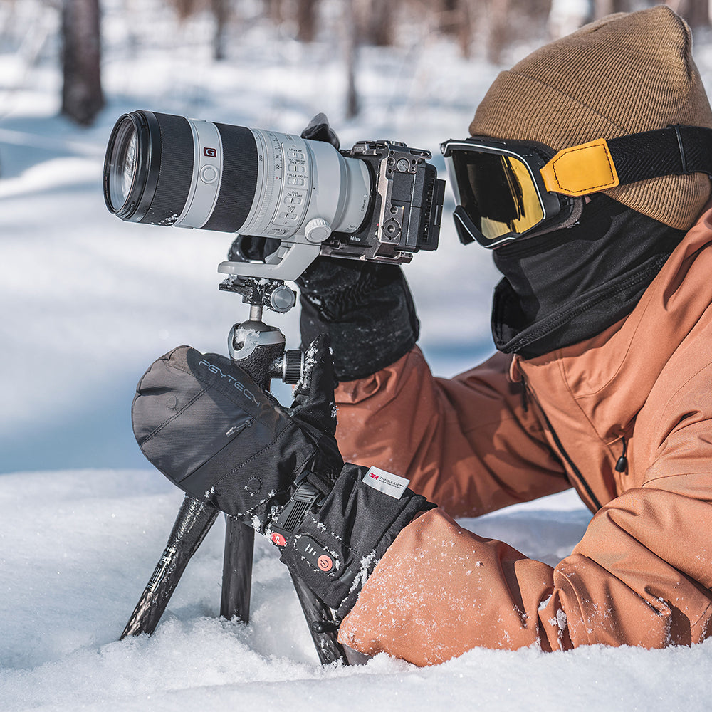 Shooting in the snow with the Photography Gloves 