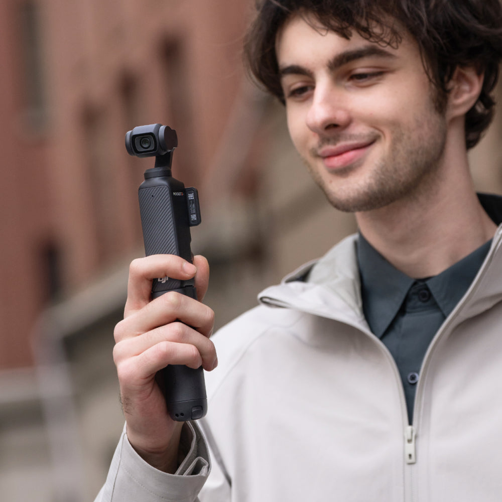 The Pocket Battery Handle Is Comfortable to Hold and Easy to Carry.