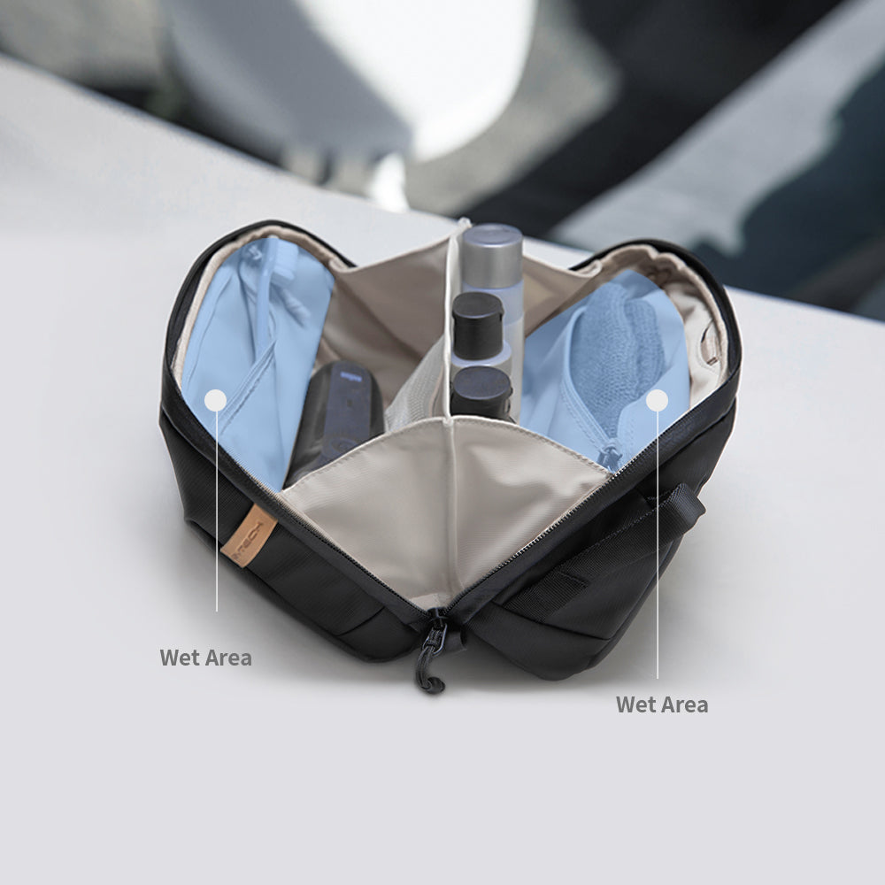 Wash Pouch：Wet & Dry Separation Keeps Everything Clean and Tidy